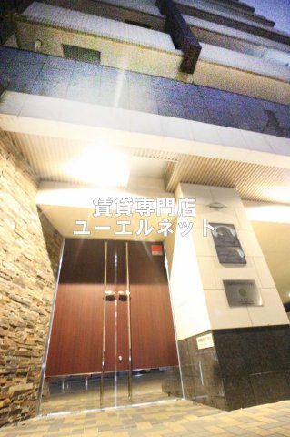 アスリート 江坂 ２番館の外観