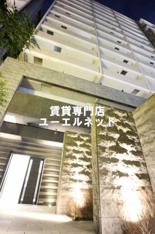 エス-レジデンス江坂の外観