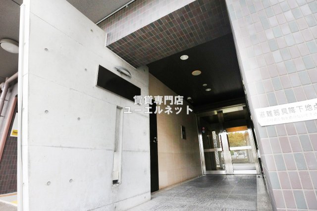 ドゥーエ 江坂2の外観