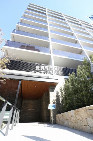 ザ ミューチュアル江坂の外観