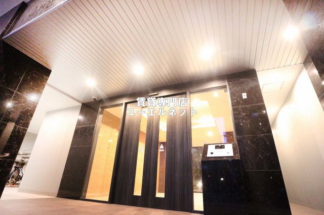 ファーストフィオーレ 江坂 レガリスの外観