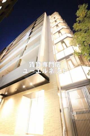 ファーストフィオーレ 江坂 グレイスの外観