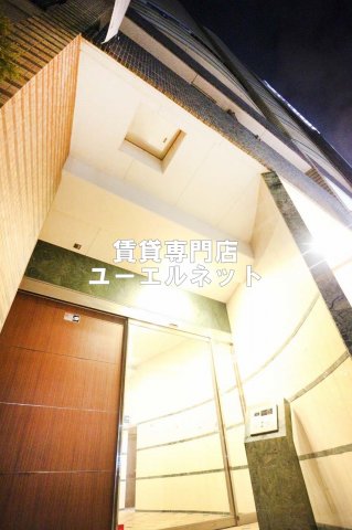 アーバンフラッツ江坂の外観