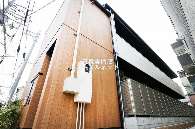 パロス 江坂垂水町の外観