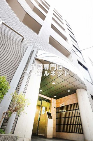 ラファイン江坂の外観