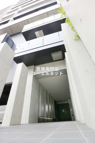 ZOOM 江坂公園の外観