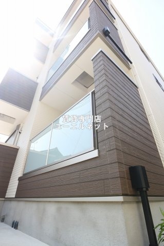FDS 吹田 1番館の外観