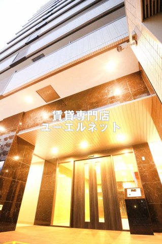ファーストフィオーレ 江坂 レガリスの外観