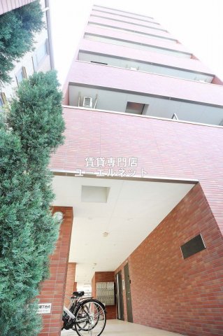 ラ　ヴィ 江坂イーストの外観