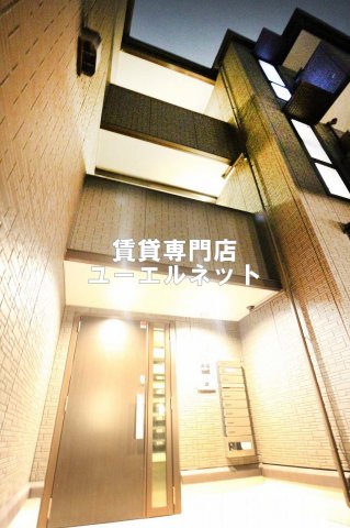 イー ・ ヒローズの外観