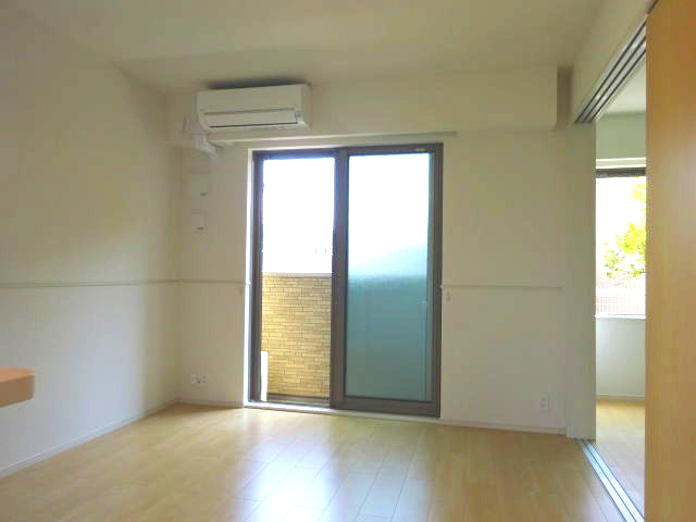 居間