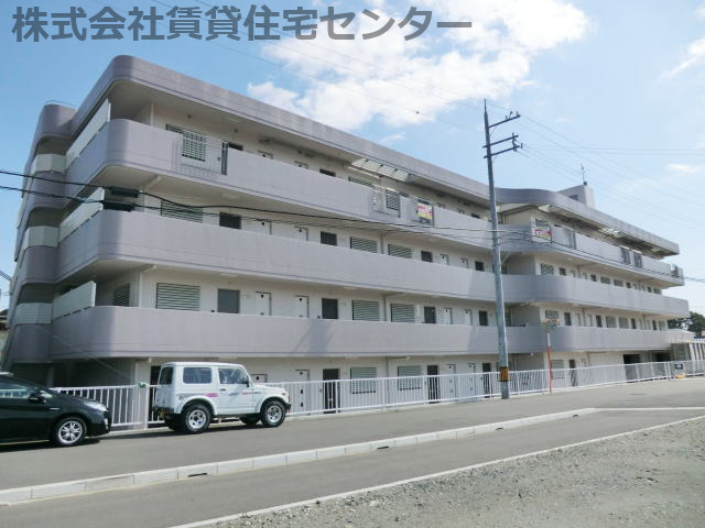 サンシャイン八幡前の外観