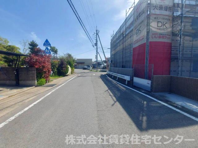 建築中