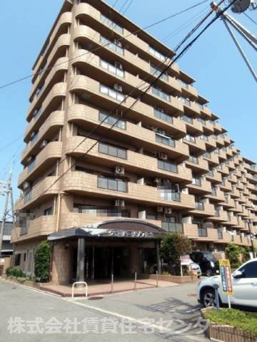 クローバーメゾン狐島の外観