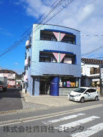 アフェールイヌイの外観