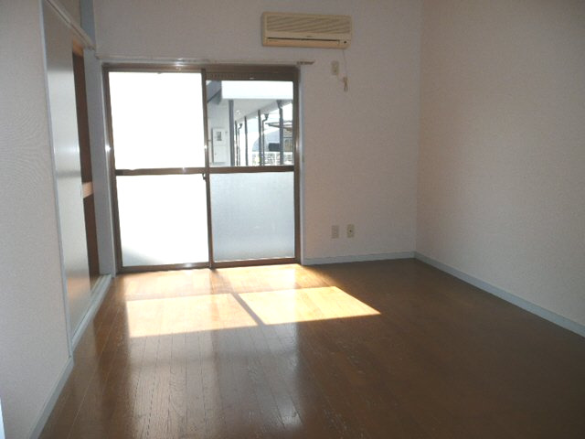居間