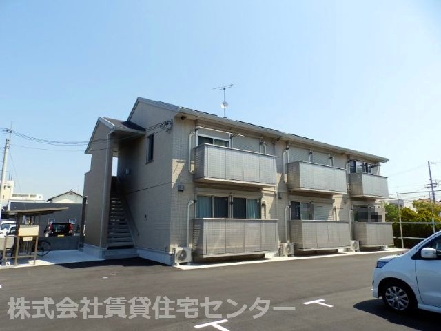 サン岡本の外観