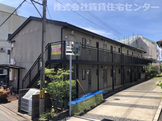 メゾンベルエール鷹匠の外観