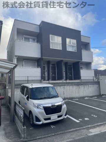クラウンハイツ塩屋の外観