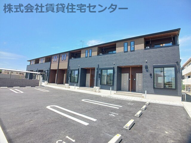 建築中