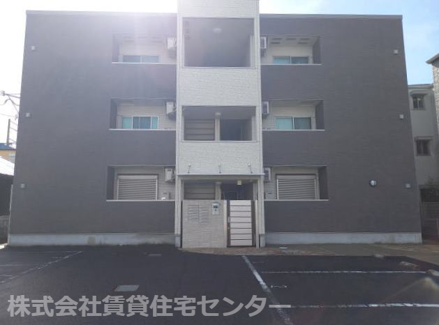AXIS 壱番館の外観