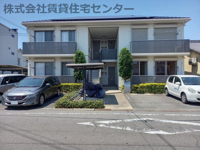 シャーメゾン日前の外観