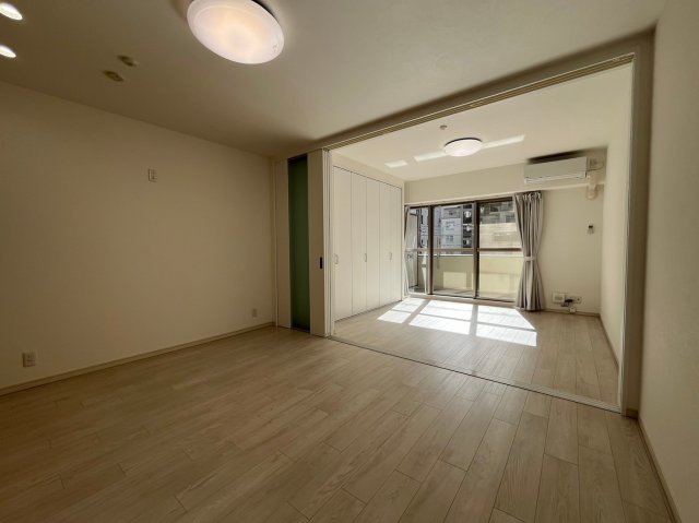 居間