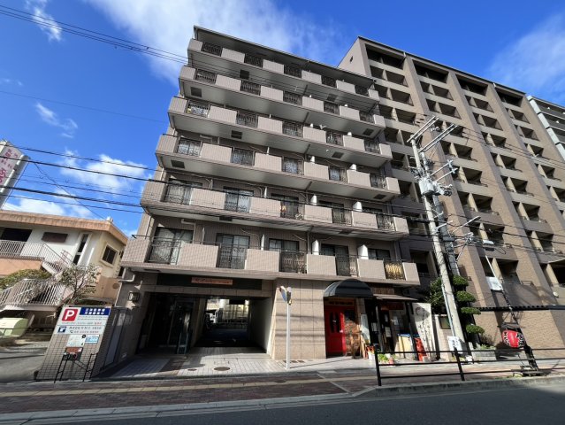 アール江坂