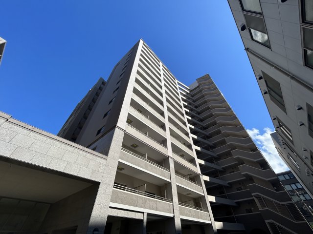 レフィーナカルム江坂