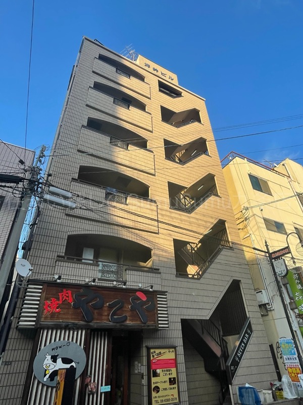 ウエストコートの外観