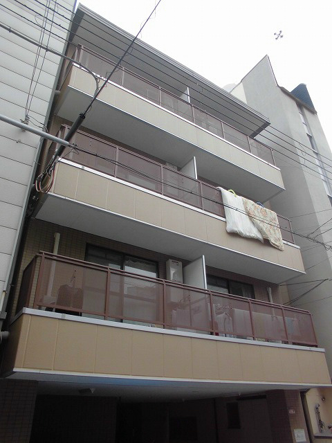アミューズ千代崎の外観