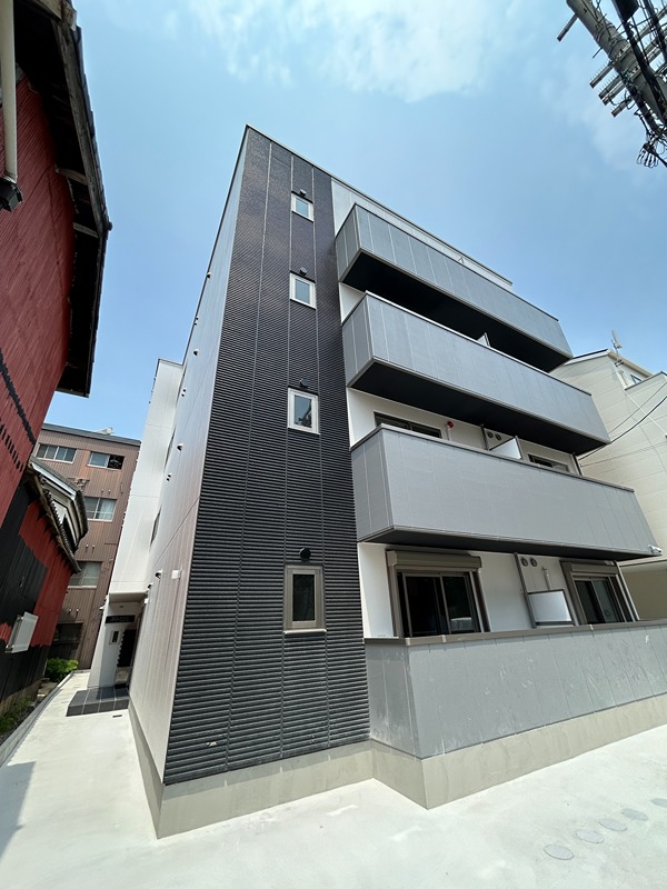 SOLASIA residence九条の外観