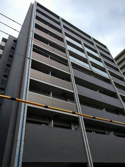 クリスタルグランツみなとシティの外観