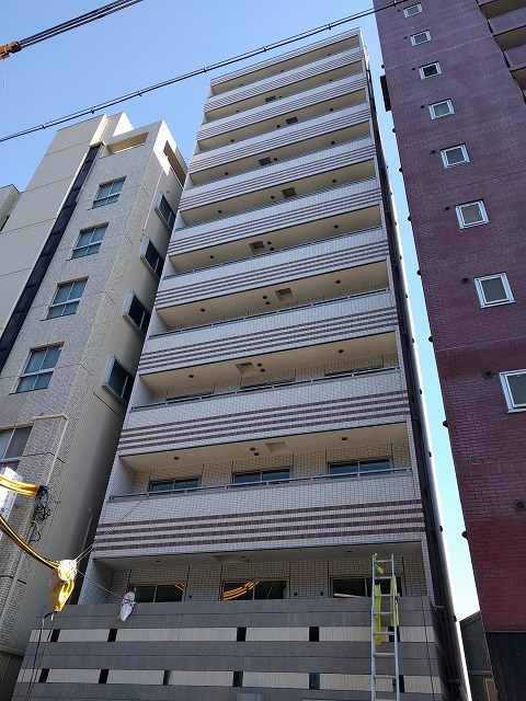 ファイブスター九条の外観