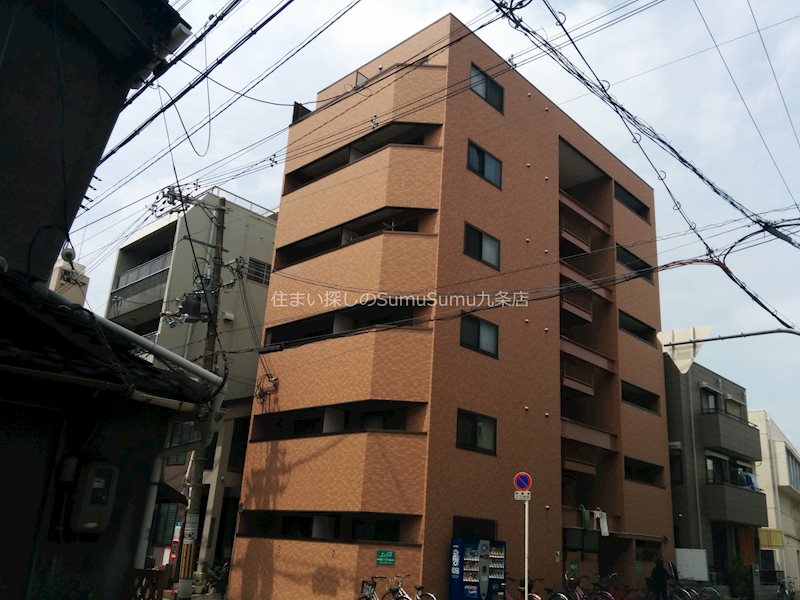 ブランドール本田の外観