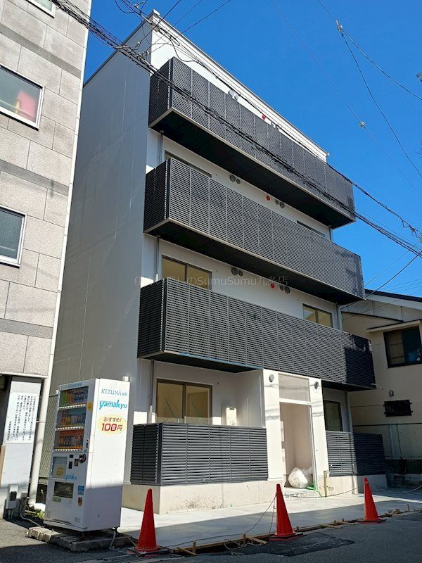Raffine大阪九条の外観