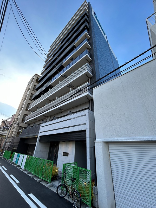 プレサンス西九条シティベイの外観