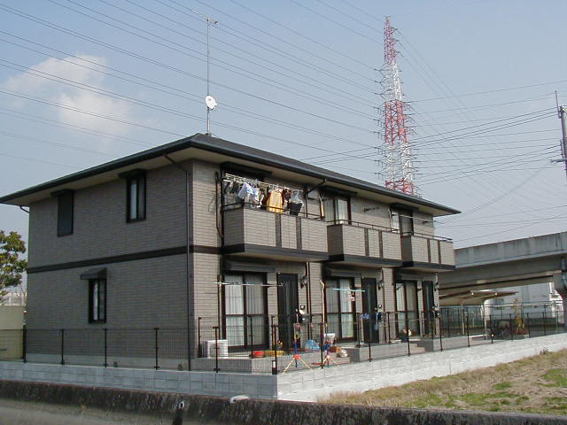 リバーサイドファミーユの外観