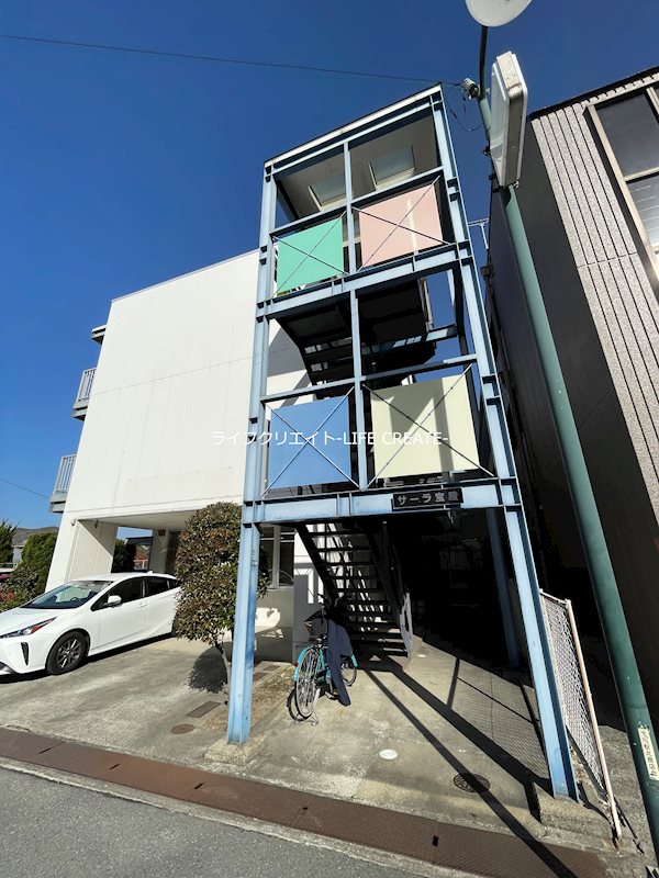 サーラ宝殿の外観