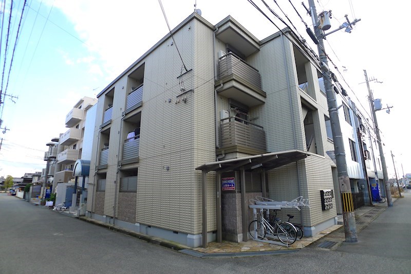 raison d’etreの外観