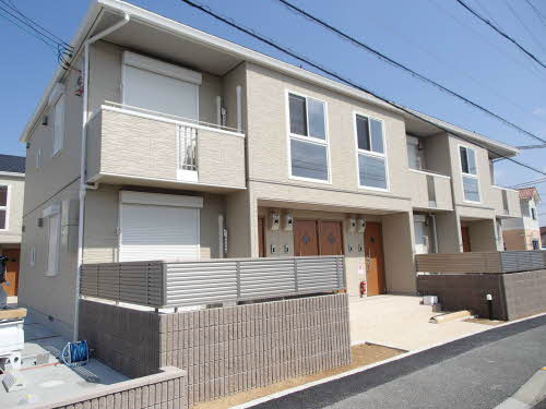 三木市大村の賃貸アパートの外観
