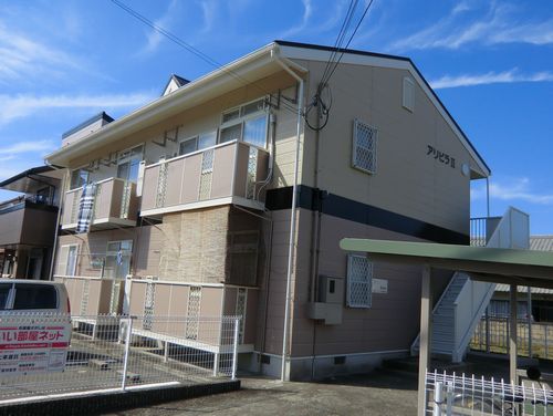 アリビラIIの外観