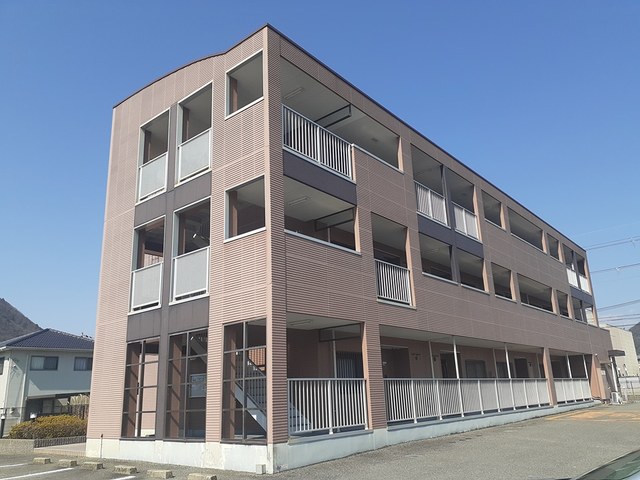クインシー１５の外観