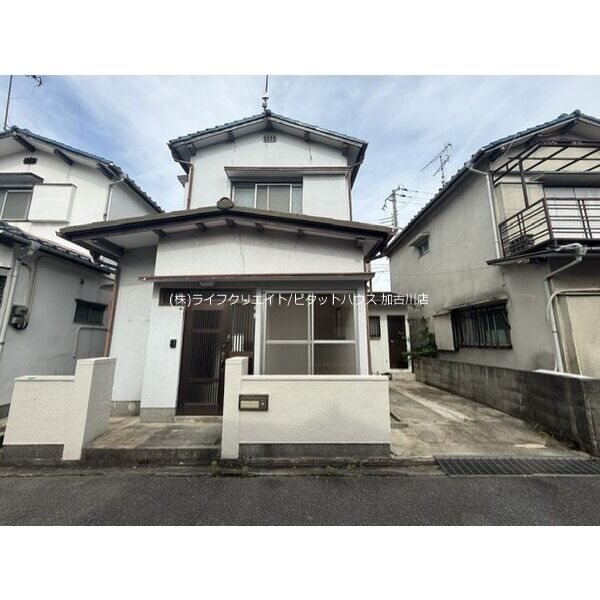 米田町貸家の外観