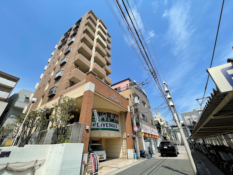 ワコーレエキサイド岡本の外観