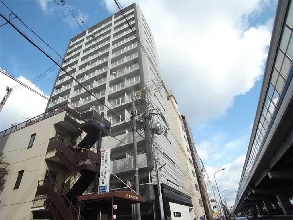 ピアグレース神戸の外観