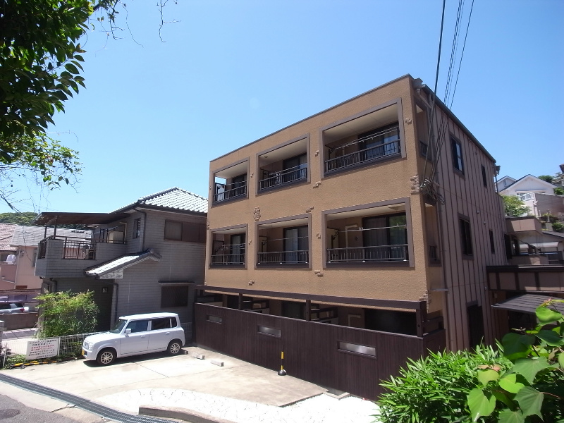 ヴィアノ塩屋町の外観