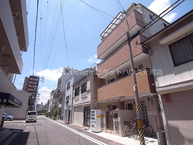 宝マンションの外観