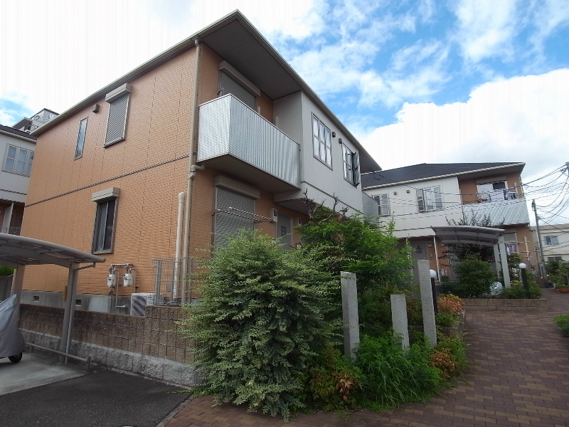 シャーメゾン鈴蘭台の外観