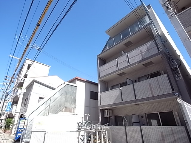 マリス神戸の外観